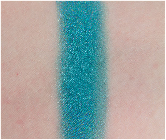 Loreal-Punky-Turquoise-Eyeshadow-Swatches