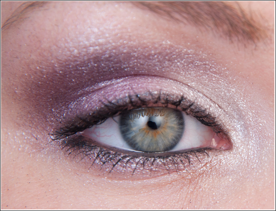 IsaDora Northern Lights Eye Look