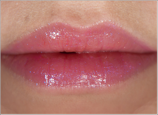 IsaDora Moisturizing Lip Gloss 40 Purple de Luxe