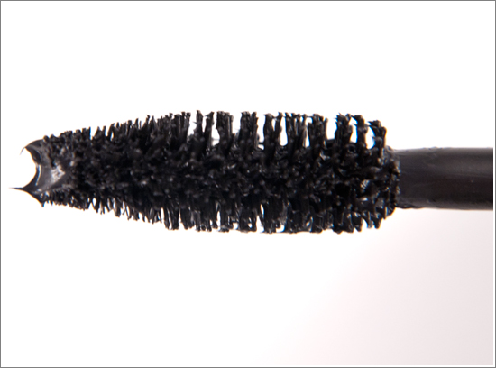 Deborah-24-ORE-Absolute-Volume-Mascara-Brush