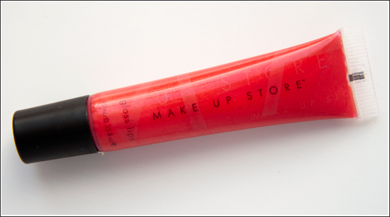 Make Up Store Gloss Lips Love