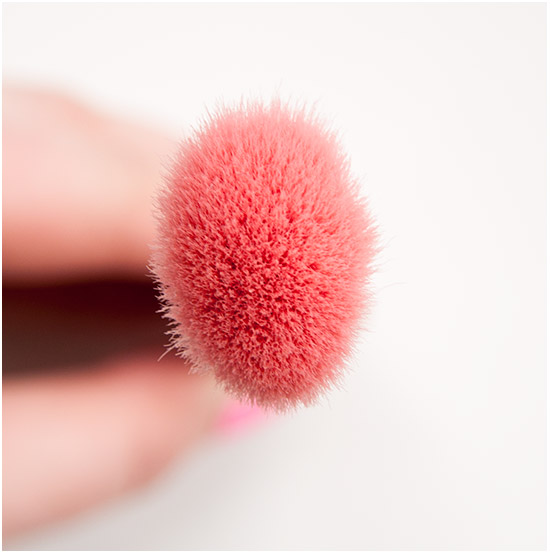 Bdellium-All-Purpose-Blush-Brush-Pink-Bambu001