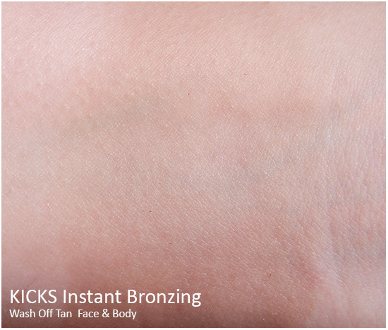 KICKS-Instant-Bronzing-Swatches-Sunlight