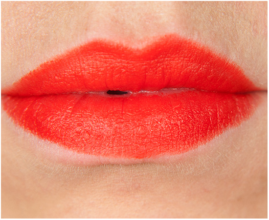 Loreal-Doutzen-Pure-Red-Lipstick-Swatch