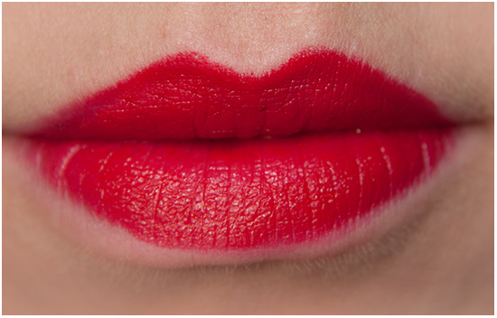 Apolosophy-Passion-Red-Lipstick-Swatches