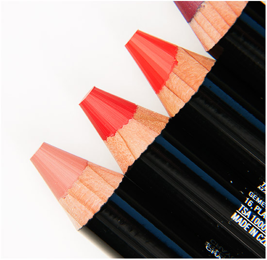 Maybelline-Color-Drama-Lip-Pencil (1)