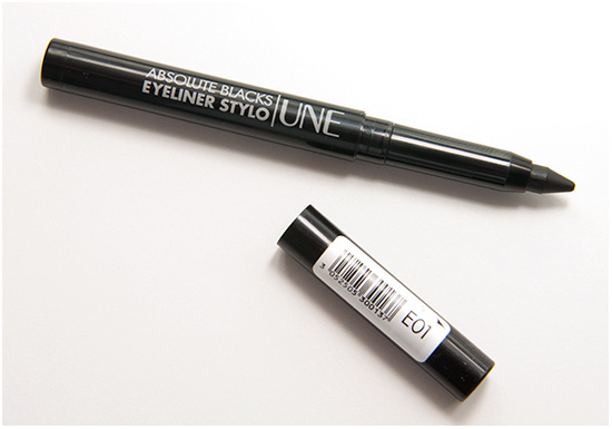 UNE-Absolute-Blacks-Eyeliner