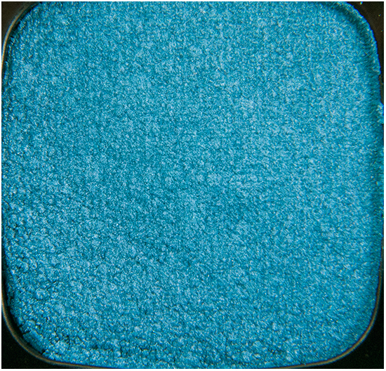 Loreal-Punky-Turquoise-Eyeshadow