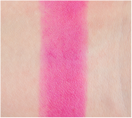 LOreal-JLO-Delicate-Rose-Lipstick-Swatches