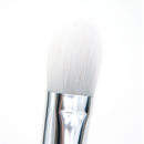 Real Techniques Bold Metals Brush 200 Oval Eyeshadow Brush