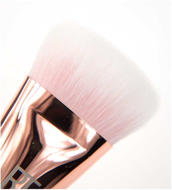 Real Techniques 301 Flat Contour Brush Bold Metals