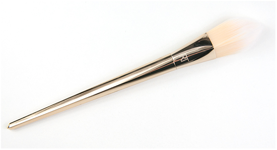 Real Techniques Bold Metals 101 Triangle Foundation Brush