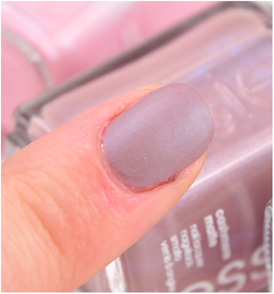 essie-comfy-in-cashmere