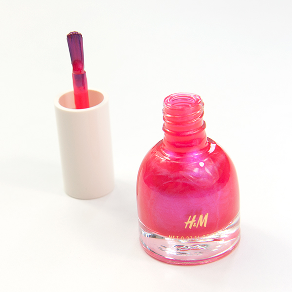 HM Breakbeat Nail Polish002