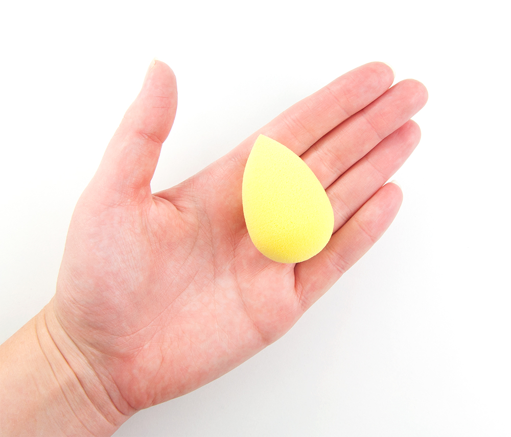 Beautyblender® JOY Yellow Makeup Sponge