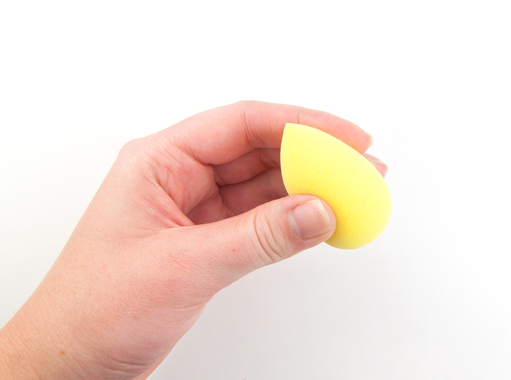 Beautyblender® JOY Yellow Makeup Sponge