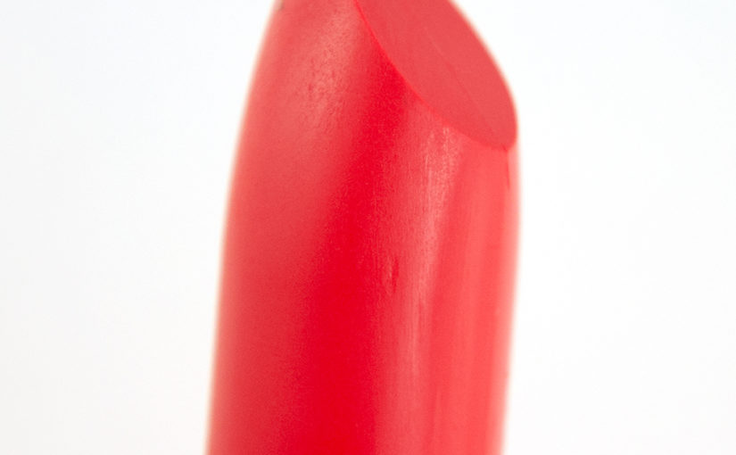 Claudia True Red (170) Lipstick Recension, Swatches, Bilder