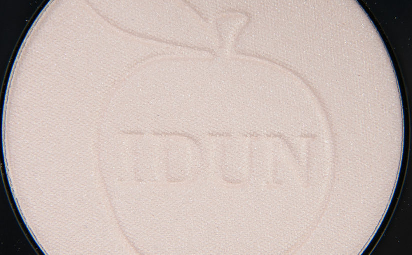 IDUN Minerals Tilda Translucent Illuminating Powder