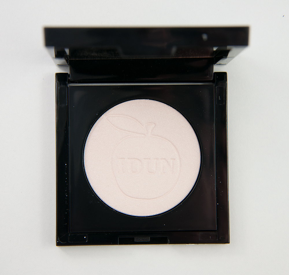 IDUN Minerals Tilda Translucent Illuminating Powder