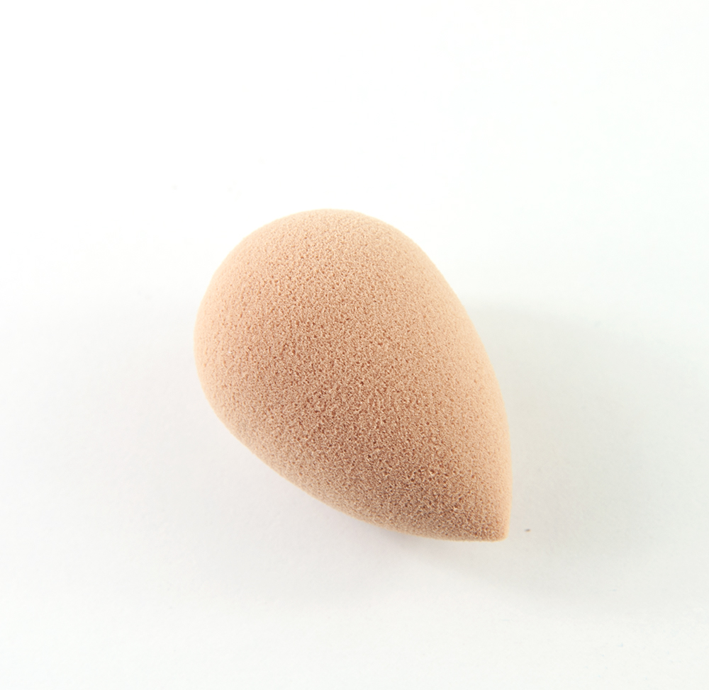 Beauty Blender Nude