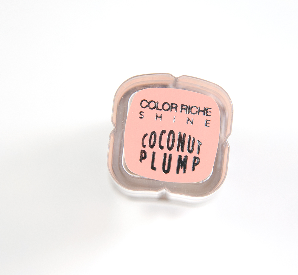 L'Oréal Paris Coconut Plump Color Riche Shine Lipstick